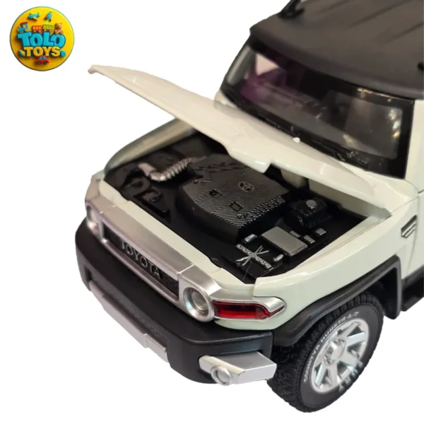 ماکت ماشین فلزی تویوتا اف جی کروز Toyota FJ CRUISER مقیاس 124 برند CHE_ZHI